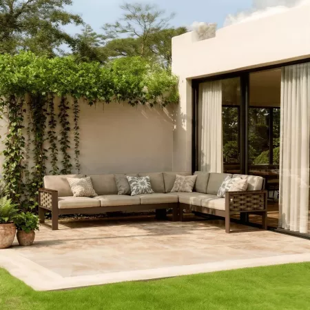 Прохладный оазис: обустраиваем лаунж-зону в тени сада