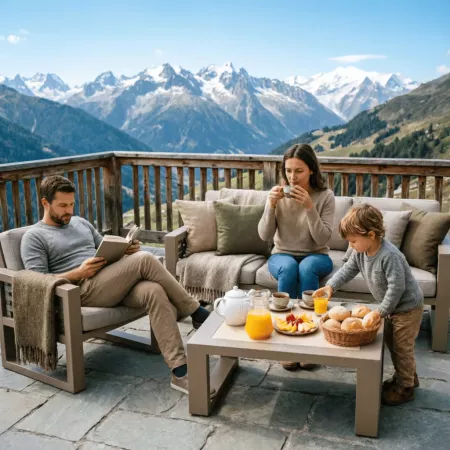 Мебель для отеля в горах: особенности выбора при перепадах температур и солнечно...