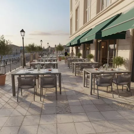 Как продлить срок службы мебели в кафе: чек-лист для управляющего